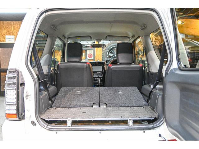 ジムニー クロスアドベンチャー ショックアブソーバー(タニグチ) サイドステップバー マフラー(タニグチ) タンクカバー(タニグチ) Defiメーター RAYS16インチホイール ヨコハマジオランダーMT(12枚目)