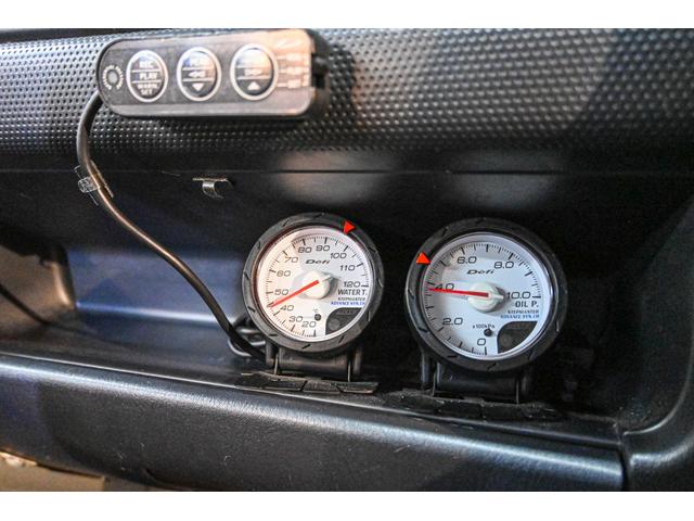 ジムニー クロスアドベンチャー ショックアブソーバー(タニグチ) サイドステップバー マフラー(タニグチ) タンクカバー(タニグチ) Defiメーター RAYS16インチホイール ヨコハマジオランダーMT(29枚目)