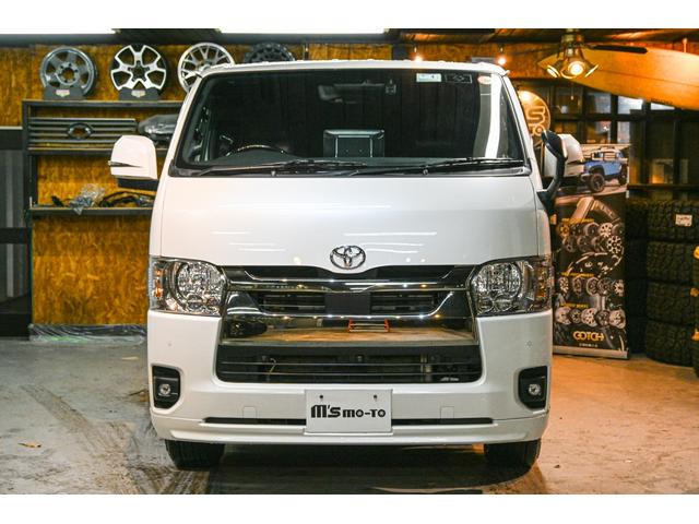 ハイエースバン スーパーＧＬ　ダークプライムＩＩ　アルパインＢＩＧ　Ｘ１１ｉｎ・アルパインスピーカーセット・アルパインフリップダウンモニター１２．８ｉｎ・ヴァレンティ　ジュエルＬＥＤシーケンシャルドアミラー（3枚目）