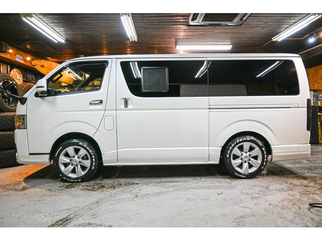 ハイエースバン スーパーＧＬ　ダークプライムＩＩ　アルパインＢＩＧ　Ｘ１１ｉｎ・アルパインスピーカーセット・アルパインフリップダウンモニター１２．８ｉｎ・ヴァレンティ　ジュエルＬＥＤシーケンシャルドアミラー（6枚目）