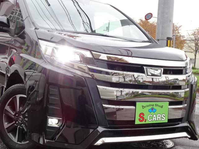 ノア Ｓｉ　本州車　保証１年／走行距離無制限　４ＷＤ　後期　セーフティセンス　両側パワースライドドア　純正９インチワイドナビ　　地デジ　Ｂカメラ　ＡＬＰＩＮＥ１２インチフリップダウンモニター　ＬＥＤヘッドライト（4枚目）