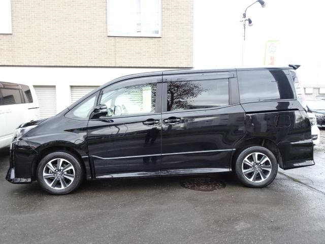 ノア Ｓｉ　本州車　保証１年／走行距離無制限　４ＷＤ　後期　セーフティセンス　両側パワースライドドア　純正９インチワイドナビ　　地デジ　Ｂカメラ　ＡＬＰＩＮＥ１２インチフリップダウンモニター　ＬＥＤヘッドライト（10枚目）