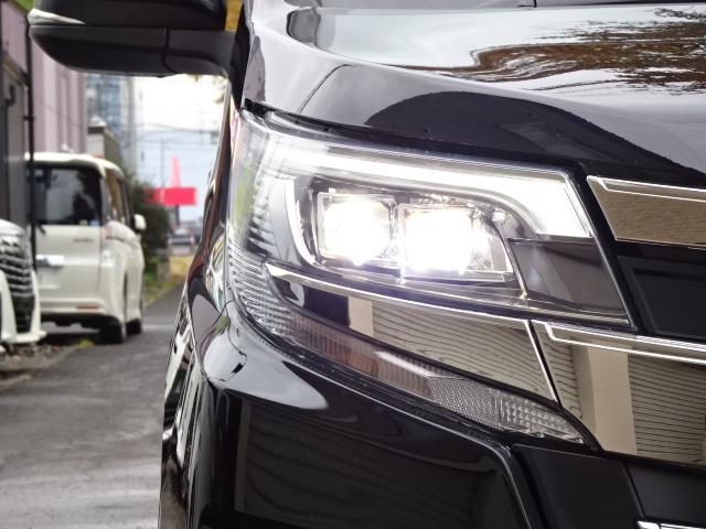 ノア Ｓｉ　本州車　保証１年／走行距離無制限　４ＷＤ　後期　セーフティセンス　両側パワースライドドア　純正９インチワイドナビ　　地デジ　Ｂカメラ　ＡＬＰＩＮＥ１２インチフリップダウンモニター　ＬＥＤヘッドライト（19枚目）