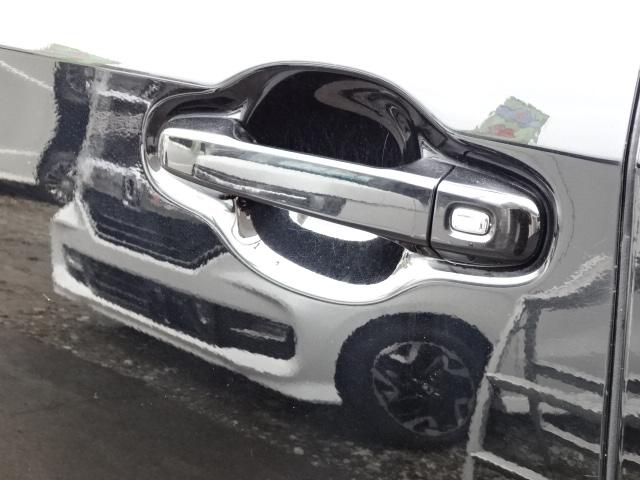 ノア Ｓｉ　本州車　保証１年／走行距離無制限　４ＷＤ　後期　セーフティセンス　両側パワースライドドア　純正９インチワイドナビ　　地デジ　Ｂカメラ　ＡＬＰＩＮＥ１２インチフリップダウンモニター　ＬＥＤヘッドライト（24枚目）