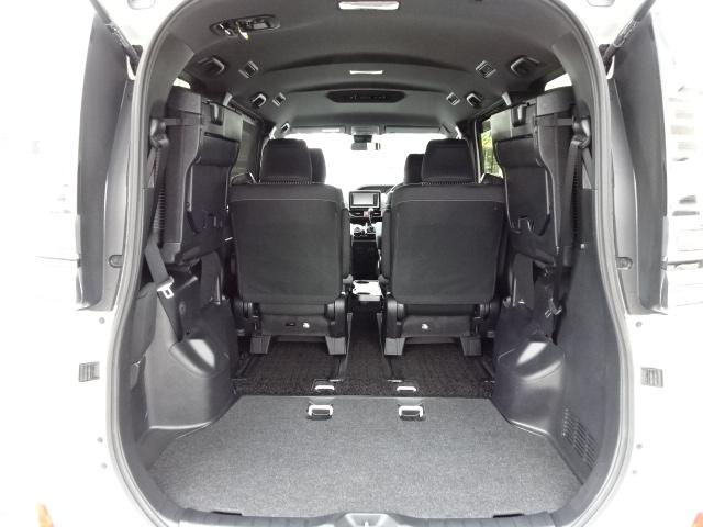 ヴォクシー ZS 煌II 本州車 保証1年/走行距離無制限 4WD 後期型 トヨタセーフティセンス 両側パワースライドドア 純正ナビ 地デジ バックカメラ LEDヘッドライト ビルトインETC クルーズコントロール(14枚目)