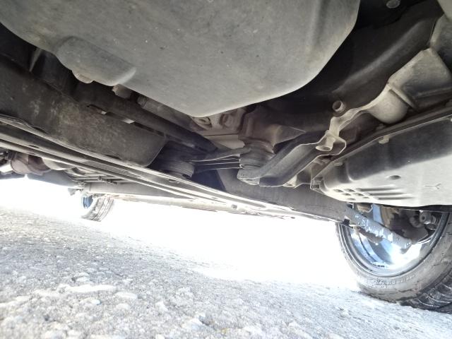 北海道の冬必見！！サビ対策アンダーコート受付中！！加工などせず仕入れてそのままの状態をお見せしております、オプションにて下回り加工致します（＾−＾）