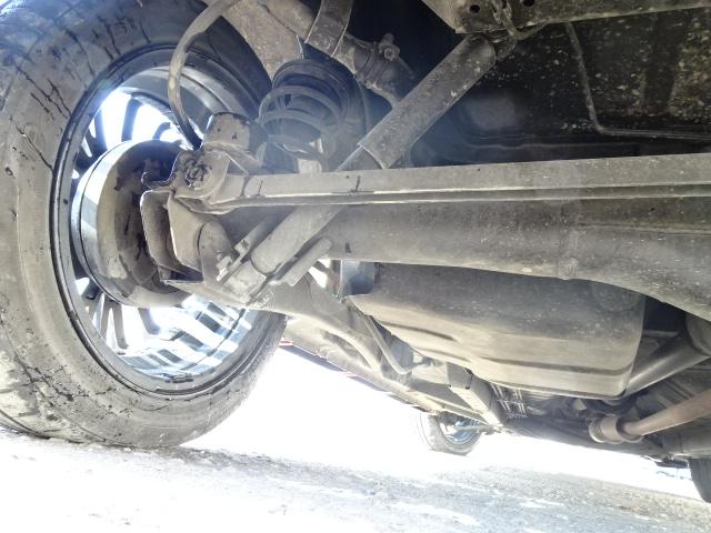 サビが少なく大変状態の良いお車です！！　当店ではサビが無いを売にしていますので加工などせず仕入れてそのままの状態をお見せしております、オプションにて下回り加工致します。