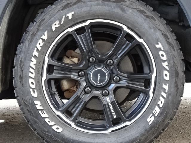 ハイエースバン ロングスーパーＧＬ　本州車　４ＷＤ　プッシュスタート　スマートキー　オートマチックハイビーム　ＥＴＣ　ＭＩＤ　ＧＲＣＩＡ　ＷＨＥＥＬ　バックカメラ　リヤヒーター　リヤエアコン　ＡＣ１００Ｖ（5枚目）