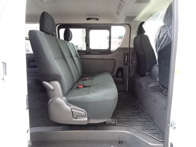 ハイエースバン ロングスーパーＧＬ　本州車　４ＷＤ　プッシュスタート　スマートキー　オートマチックハイビーム　ＥＴＣ　ＭＩＤ　ＧＲＣＩＡ　ＷＨＥＥＬ　バックカメラ　リヤヒーター　リヤエアコン　ＡＣ１００Ｖ（41枚目）