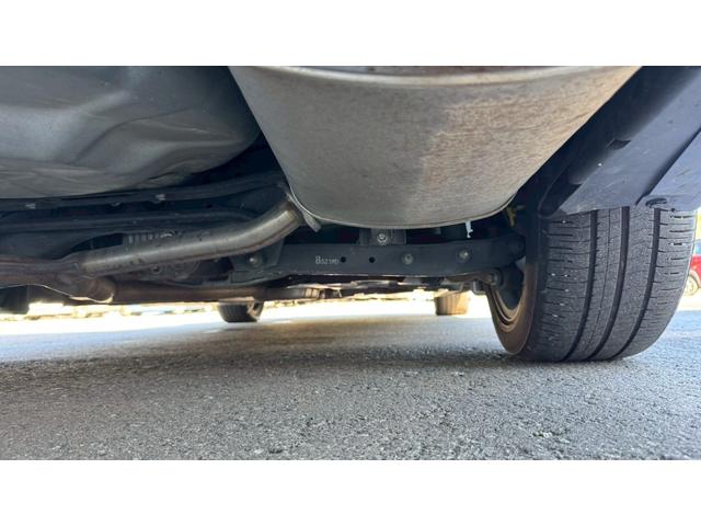 レヴォーグ １．６ＧＴアイサイト　４ＷＤ・１オーナー・アイサイトＶｅｒ．３・バックカメラ・アクティブレーンキープ・アダプティブクルーズコントロール・プリクラッシュブレーキアシスト・ＥＴＣ・ＳＩドライブ・ドラレコ・スマートキー・フルセグ（19枚目）