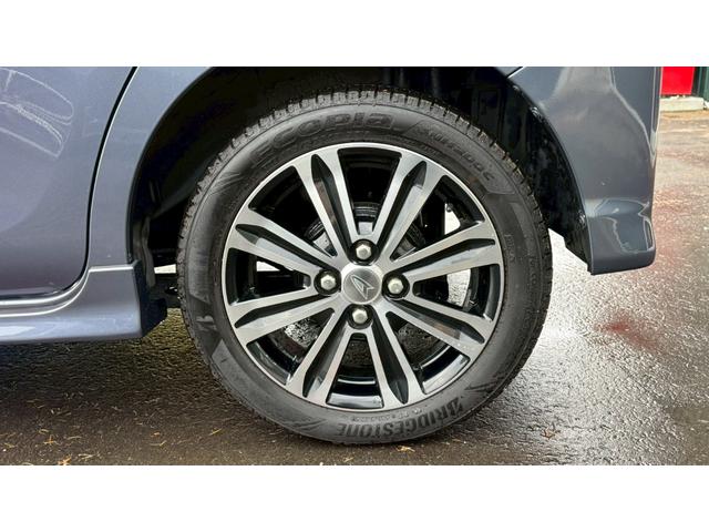 タント カスタムＲＳ　トップエディションＳＡＩＩ　４ＷＤ・スマートアシストＩＩ・両側電動スライドドア・バックカメラ・ＬＥＤヘッドランプ・純正１５インチＡＷ・寒冷地仕様・純正ナビ・フルセグ・スマートキー（10枚目）