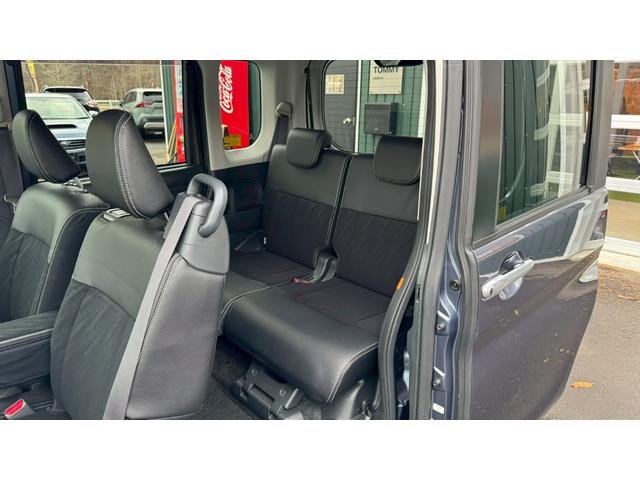 タント カスタムＲＳ　トップエディションＳＡＩＩ　４ＷＤ・スマートアシストＩＩ・両側電動スライドドア・バックカメラ・ＬＥＤヘッドランプ・純正１５インチＡＷ・寒冷地仕様・純正ナビ・フルセグ・スマートキー（13枚目）