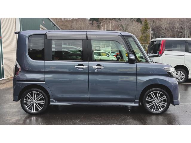 タント カスタムＲＳ　トップエディションＳＡＩＩ　４ＷＤ・スマートアシストＩＩ・両側電動スライドドア・バックカメラ・ＬＥＤヘッドランプ・純正１５インチＡＷ・寒冷地仕様・純正ナビ・フルセグ・スマートキー（17枚目）