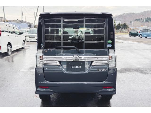 タント カスタムＲＳ　トップエディションＳＡＩＩ　４ＷＤ・スマートアシストＩＩ・両側電動スライドドア・バックカメラ・ＬＥＤヘッドランプ・純正１５インチＡＷ・寒冷地仕様・純正ナビ・フルセグ・スマートキー（22枚目）