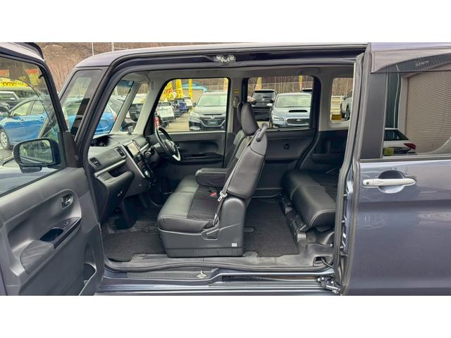 タント カスタムＲＳ　トップエディションＳＡＩＩ　４ＷＤ・スマートアシストＩＩ・両側電動スライドドア・バックカメラ・ＬＥＤヘッドランプ・純正１５インチＡＷ・寒冷地仕様・純正ナビ・フルセグ・スマートキー（27枚目）