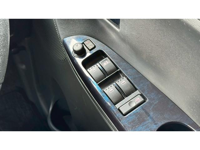 タント カスタムＲＳ　トップエディションＳＡＩＩ　４ＷＤ・スマートアシストＩＩ・両側電動スライドドア・バックカメラ・ＬＥＤヘッドランプ・純正１５インチＡＷ・寒冷地仕様・純正ナビ・フルセグ・スマートキー（37枚目）