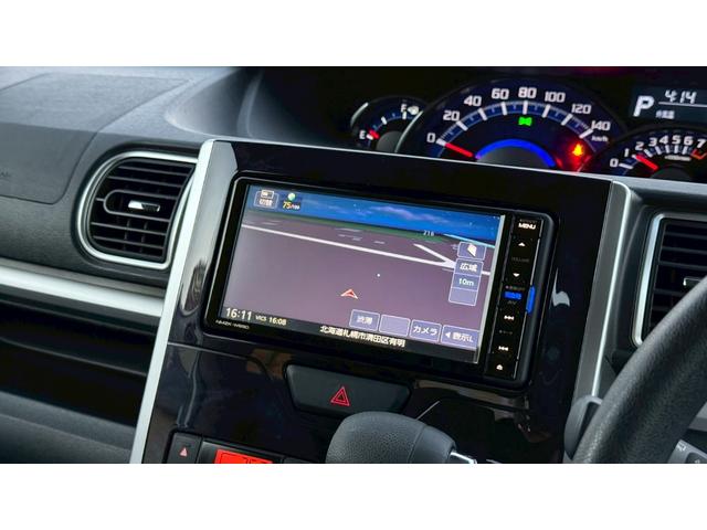 タント カスタムＸ　トップエディションリミテッドＳＡＩＩＩ　４ＷＤ・スマートアシストＩＩＩ・パノラマモニター・バックカメラ・両側電動スライドドア・ターボ・オートハイビーム・シートヒーター・プリクラッシュセーフティ・ＥＴＣ・スマートキー（4枚目）