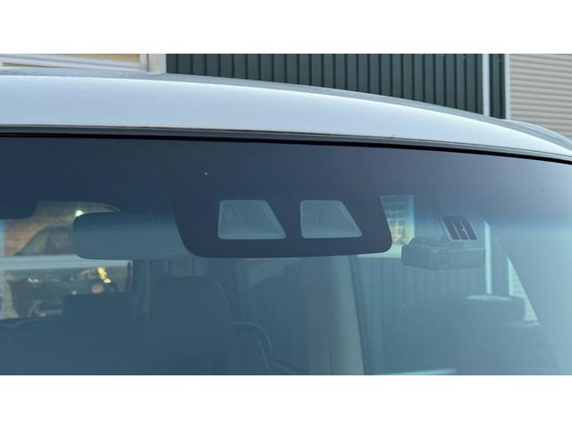 タント カスタムＸ　トップエディションリミテッドＳＡＩＩＩ　４ＷＤ・スマートアシストＩＩＩ・パノラマモニター・バックカメラ・両側電動スライドドア・ターボ・オートハイビーム・シートヒーター・プリクラッシュセーフティ・ＥＴＣ・スマートキー（10枚目）