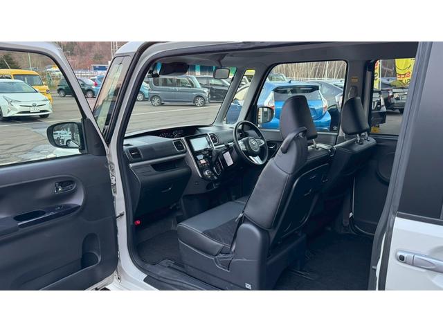 タント カスタムＸ　トップエディションリミテッドＳＡＩＩＩ　４ＷＤ・スマートアシストＩＩＩ・パノラマモニター・バックカメラ・両側電動スライドドア・ターボ・オートハイビーム・シートヒーター・プリクラッシュセーフティ・ＥＴＣ・スマートキー（25枚目）