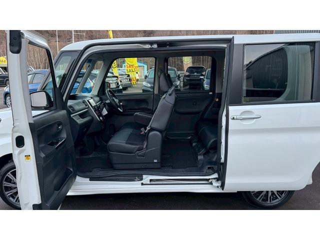 タント カスタムＸ　トップエディションリミテッドＳＡＩＩＩ　４ＷＤ・スマートアシストＩＩＩ・パノラマモニター・バックカメラ・両側電動スライドドア・ターボ・オートハイビーム・シートヒーター・プリクラッシュセーフティ・ＥＴＣ・スマートキー（28枚目）