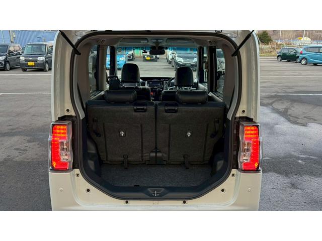 タント カスタムＸ　トップエディションリミテッドＳＡＩＩＩ　４ＷＤ・スマートアシストＩＩＩ・パノラマモニター・バックカメラ・両側電動スライドドア・ターボ・オートハイビーム・シートヒーター・プリクラッシュセーフティ・ＥＴＣ・スマートキー（31枚目）