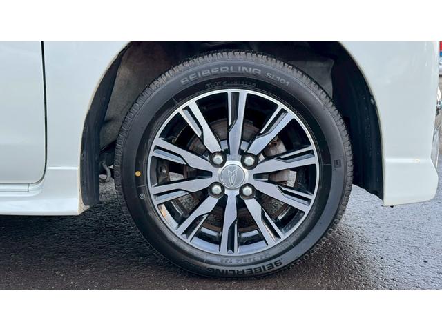 タント カスタムＸ　トップエディションリミテッドＳＡＩＩＩ　４ＷＤ・スマートアシストＩＩＩ・パノラマモニター・バックカメラ・両側電動スライドドア・ターボ・オートハイビーム・シートヒーター・プリクラッシュセーフティ・ＥＴＣ・スマートキー（32枚目）