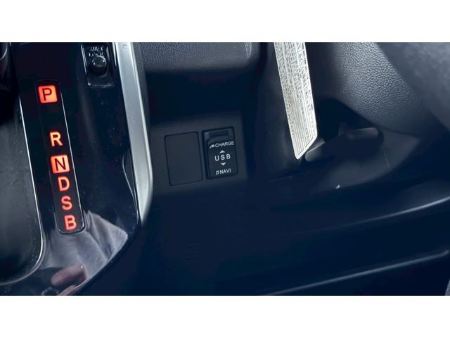 タント カスタムＸ　トップエディションリミテッドＳＡＩＩＩ　４ＷＤ・スマートアシストＩＩＩ・パノラマモニター・バックカメラ・両側電動スライドドア・ターボ・オートハイビーム・シートヒーター・プリクラッシュセーフティ・ＥＴＣ・スマートキー（43枚目）