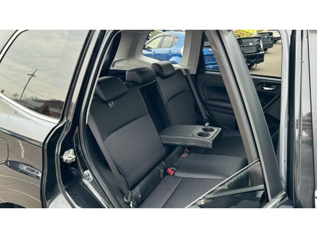 フォレスター ２．０ＸＴ　アイサイト　４ＷＤ・バックカメラ・アイサイト・クルーズコントロール・ＥＴＣ・ＳＩ－ＤＲＩＶＥ・Ｘモード・前席シートヒーター・純正１８インチＡＷ・カロッツェリアナビ・スマートキー（17枚目）