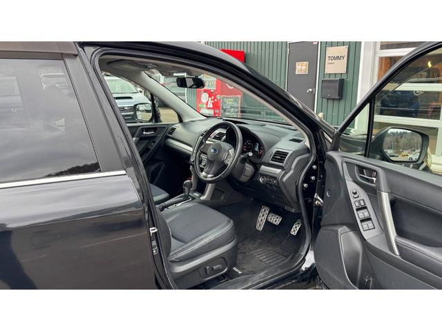 フォレスター ２．０ＸＴ　アイサイト　４ＷＤ・バックカメラ・アイサイト・クルーズコントロール・ＥＴＣ・ＳＩ－ＤＲＩＶＥ・Ｘモード・前席シートヒーター・純正１８インチＡＷ・カロッツェリアナビ・スマートキー（28枚目）