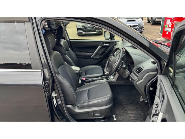 フォレスター ２．０ＸＴ　アイサイト　４ＷＤ・バックカメラ・アイサイト・クルーズコントロール・ＥＴＣ・ＳＩ－ＤＲＩＶＥ・Ｘモード・前席シートヒーター・純正１８インチＡＷ・カロッツェリアナビ・スマートキー（29枚目）