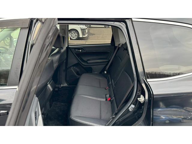 フォレスター ２．０ＸＴ　アイサイト　４ＷＤ・バックカメラ・アイサイト・クルーズコントロール・ＥＴＣ・ＳＩ－ＤＲＩＶＥ・Ｘモード・前席シートヒーター・純正１８インチＡＷ・カロッツェリアナビ・スマートキー（33枚目）
