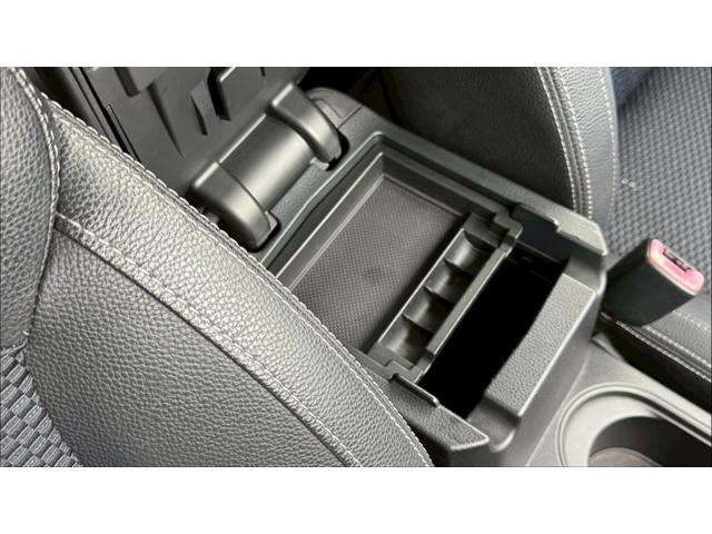 フォレスター ２．０ＸＴ　アイサイト　４ＷＤ・バックカメラ・アイサイト・クルーズコントロール・ＥＴＣ・ＳＩ－ＤＲＩＶＥ・Ｘモード・前席シートヒーター・純正１８インチＡＷ・カロッツェリアナビ・スマートキー（51枚目）