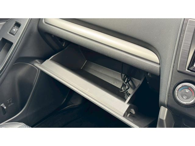 フォレスター ２．０ＸＴ　アイサイト　４ＷＤ・バックカメラ・アイサイト・クルーズコントロール・ＥＴＣ・ＳＩ－ＤＲＩＶＥ・Ｘモード・前席シートヒーター・純正１８インチＡＷ・カロッツェリアナビ・スマートキー（54枚目）