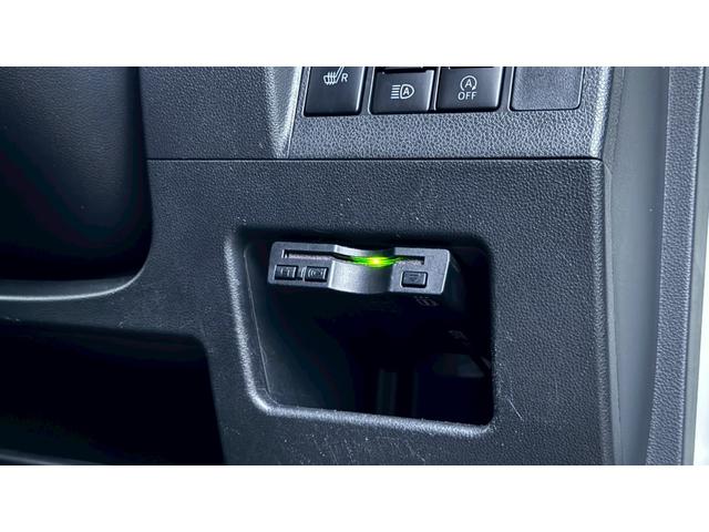 タント カスタムRS トップエディションVS SAIII 4WD・ワンオーナー・記録簿付(R1-R7)・スマアシIII・パノラマビュー・両側電動スライドドア・オートハイビーム・純正ナビ・衝突軽減ブレーキ・ETC・純正15インチAW・エンスタ・シートヒーター(8枚目)