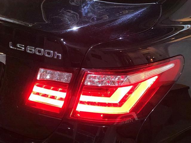 LS600h Iパッケージ/黒革/カールソン21インチ(5枚目)