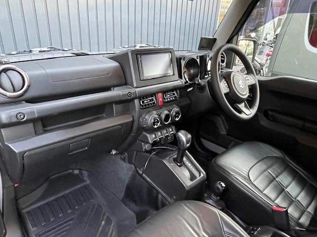 ジムニー XC 2インチリフトアップ(JAOS)/グラムライツ(レイズ)/オープンカントリーMT225(TOYO)/マッドフラップ(JAOS)/社外マフラー/シートカバー/(13枚目)