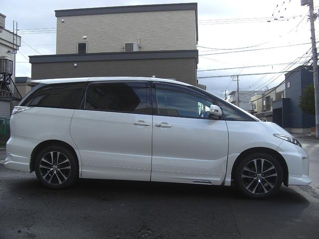 エスティマ アエラス 4WD NHZN-X62GナビTV バックカメラ ビルトインETC フリップダウンモニター スマートキー2個 プッシュスタート TRDエアロ 夏純正18インチ 冬17インチ 寒冷地仕様(8枚目)