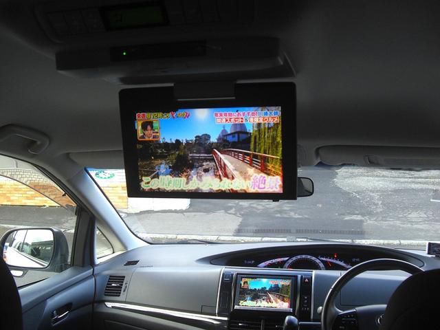 エスティマ アエラス 4WD NHZN-X62GナビTV バックカメラ ビルトインETC フリップダウンモニター スマートキー2個 プッシュスタート TRDエアロ 夏純正18インチ 冬17インチ 寒冷地仕様(28枚目)