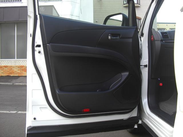 エスティマ アエラス 4WD NHZN-X62GナビTV バックカメラ ビルトインETC フリップダウンモニター スマートキー2個 プッシュスタート TRDエアロ 夏純正18インチ 冬17インチ 寒冷地仕様(37枚目)