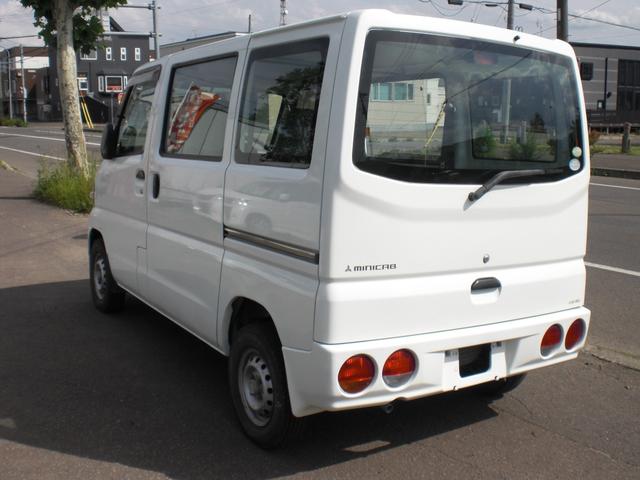ミニキャブバン ＣＤ　４ＷＤ　５速ＭＴ　両側スライドドア　エアコン　運転席エアバッグ　助手席エアバッグ（9枚目）
