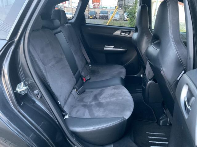 インプレッサ ＷＲＸ　ＳＴｉ　Ｄｅｆｉ３連メーター（ブースト計、油温計、油圧計）、プッシュスタート、運転席パワーシート、ＥＴＣ（31枚目）