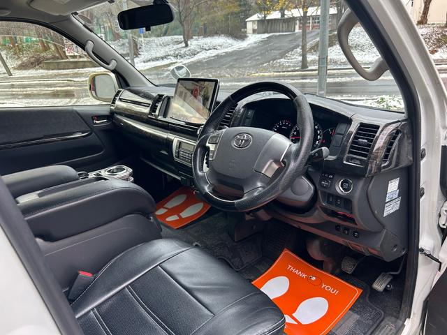 ハイエースワゴン GL 4WD ロング HKSスーパーチャージャー 前置きIC アルパイン11インチナビ Bカメラ フリップダウンモニター ローダウン オーバーフェンダー LEDテール(15枚目)