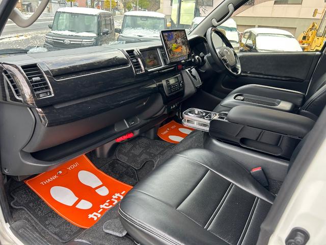 ハイエースワゴン GL 4WD ロング HKSスーパーチャージャー 前置きIC アルパイン11インチナビ Bカメラ フリップダウンモニター ローダウン オーバーフェンダー LEDテール(19枚目)