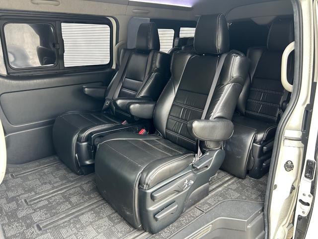 ハイエースワゴン GL 4WD ロング HKSスーパーチャージャー 前置きIC アルパイン11インチナビ Bカメラ フリップダウンモニター ローダウン オーバーフェンダー LEDテール(21枚目)