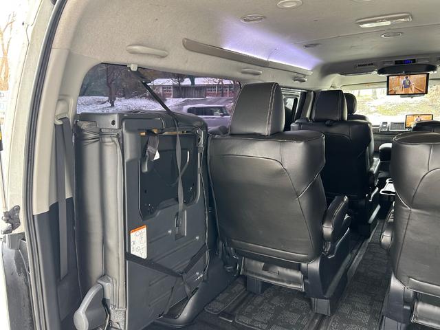 ハイエースワゴン GL 4WD ロング HKSスーパーチャージャー 前置きIC アルパイン11インチナビ Bカメラ フリップダウンモニター ローダウン オーバーフェンダー LEDテール(26枚目)