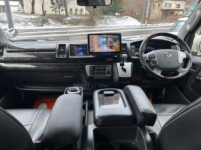 ハイエースワゴン GL 4WD ロング HKSスーパーチャージャー 前置きIC アルパイン11インチナビ Bカメラ フリップダウンモニター ローダウン オーバーフェンダー LEDテール(30枚目)