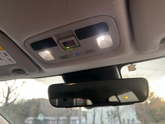 アクア Z 4WD エンスタ 衝突被害軽減ブレーキ 10.5インチディスプレイ バックカメラ トヨタセーフティーセンス HUD(23枚目)