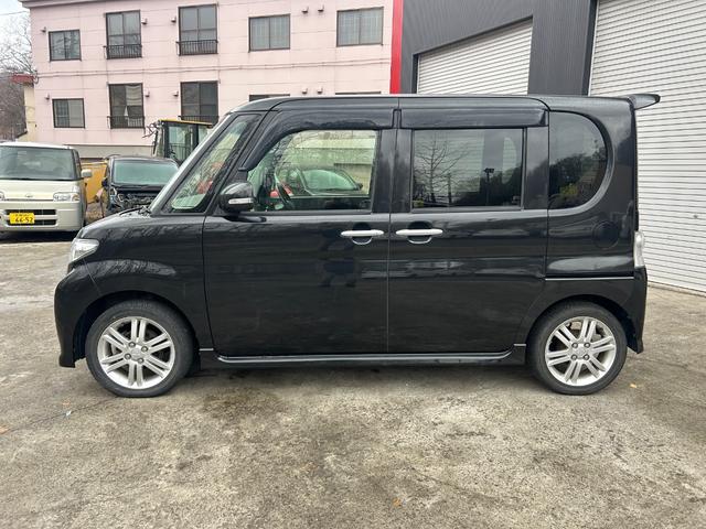 タント カスタムＲＳ　４ＷＤ　ターボ　エコアイドル　パワースライドドア　純正ナビ　ＴＶ　Ｂｌｕｅｔｏｏｔｈオーディオ　エンジンスターター　後期モデル（7枚目）