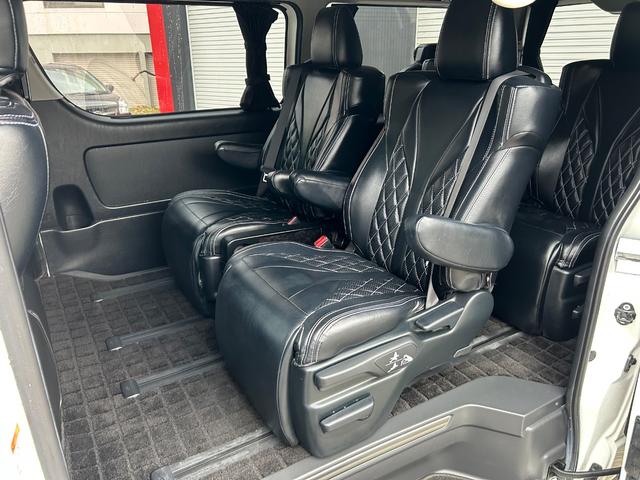 ハイエースワゴン ＧＬ　ファインテックツアラー　４ＷＤ　両側パワースライドドア　社外ナビ　ＴＶ　Ｂカメラ　フリップダウンモニター　フロントスポイラー　社外ＬＥＤテールランプ　シートカバー（15枚目）