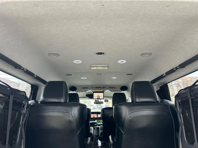ハイエースワゴン ＧＬ　ファインテックツアラー　４ＷＤ　両側パワースライドドア　社外ナビ　ＴＶ　Ｂカメラ　フリップダウンモニター　フロントスポイラー　社外ＬＥＤテールランプ　シートカバー（20枚目）
